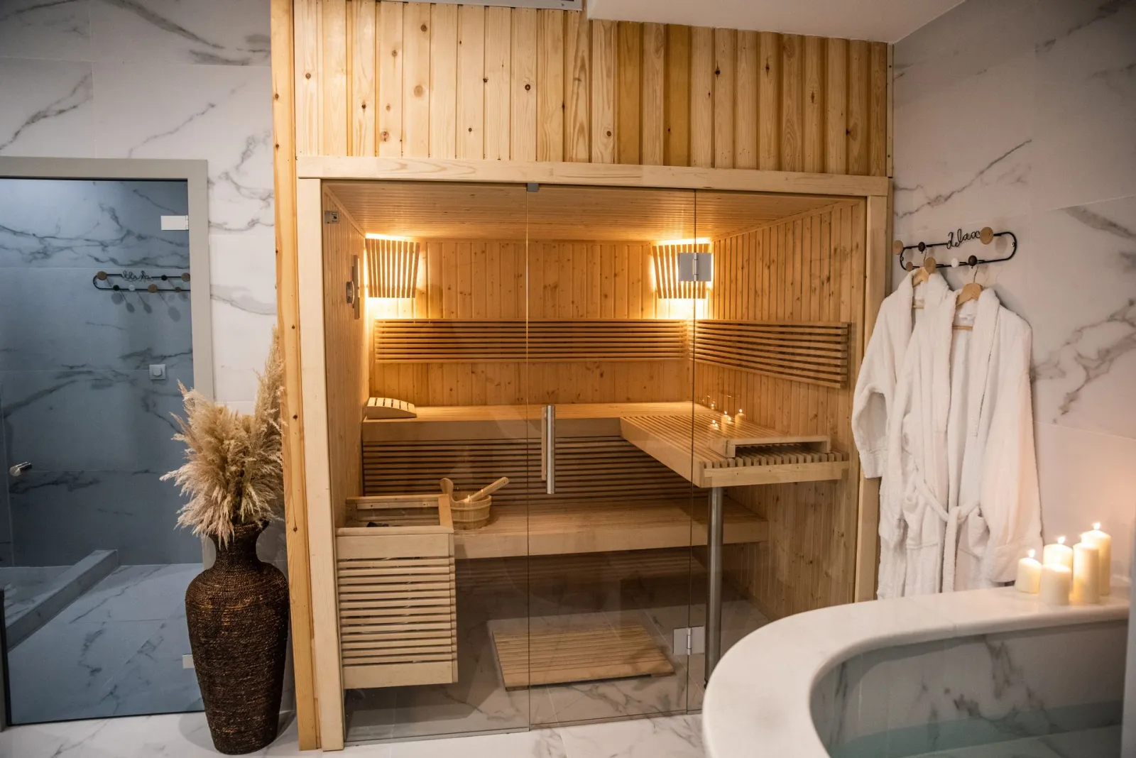 Lagaria Hotel & Apartments****