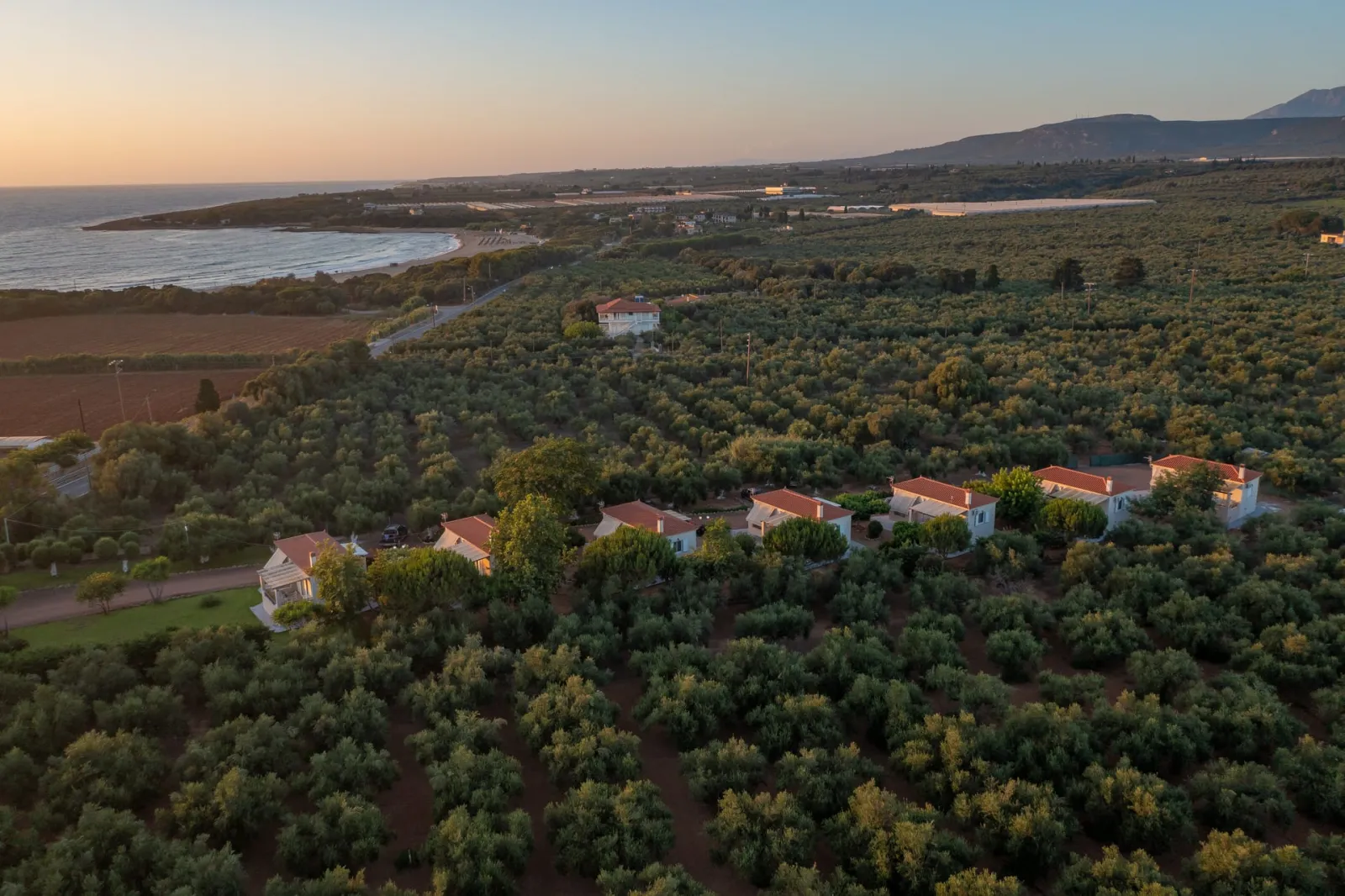 Lagouvardos Apartments Marathopoli