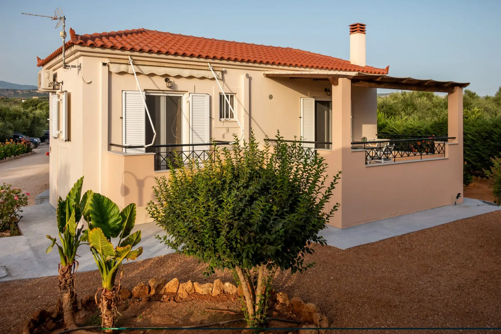 Lagouvardos Apartments Marathopoli