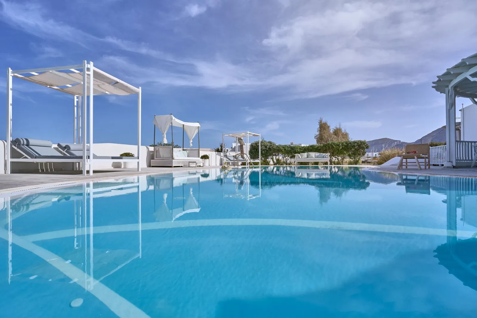 La Maison Luxurious Living