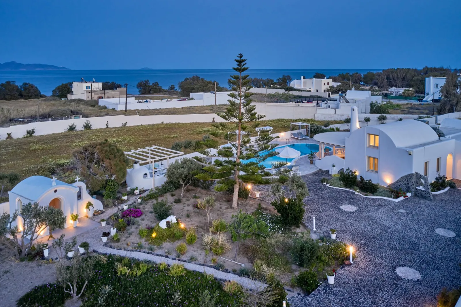 La Maison Luxurious Living