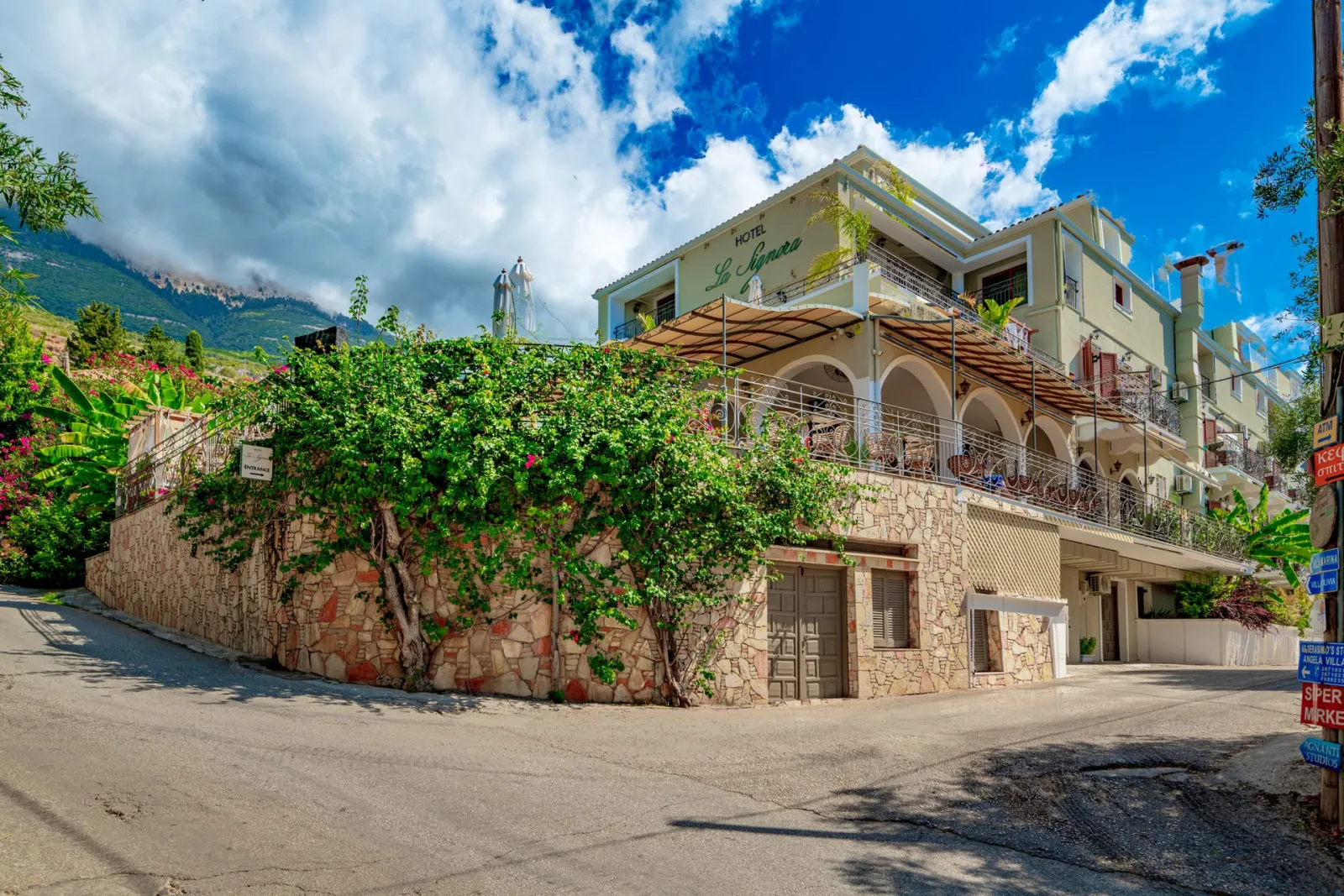 La Signora Hotel