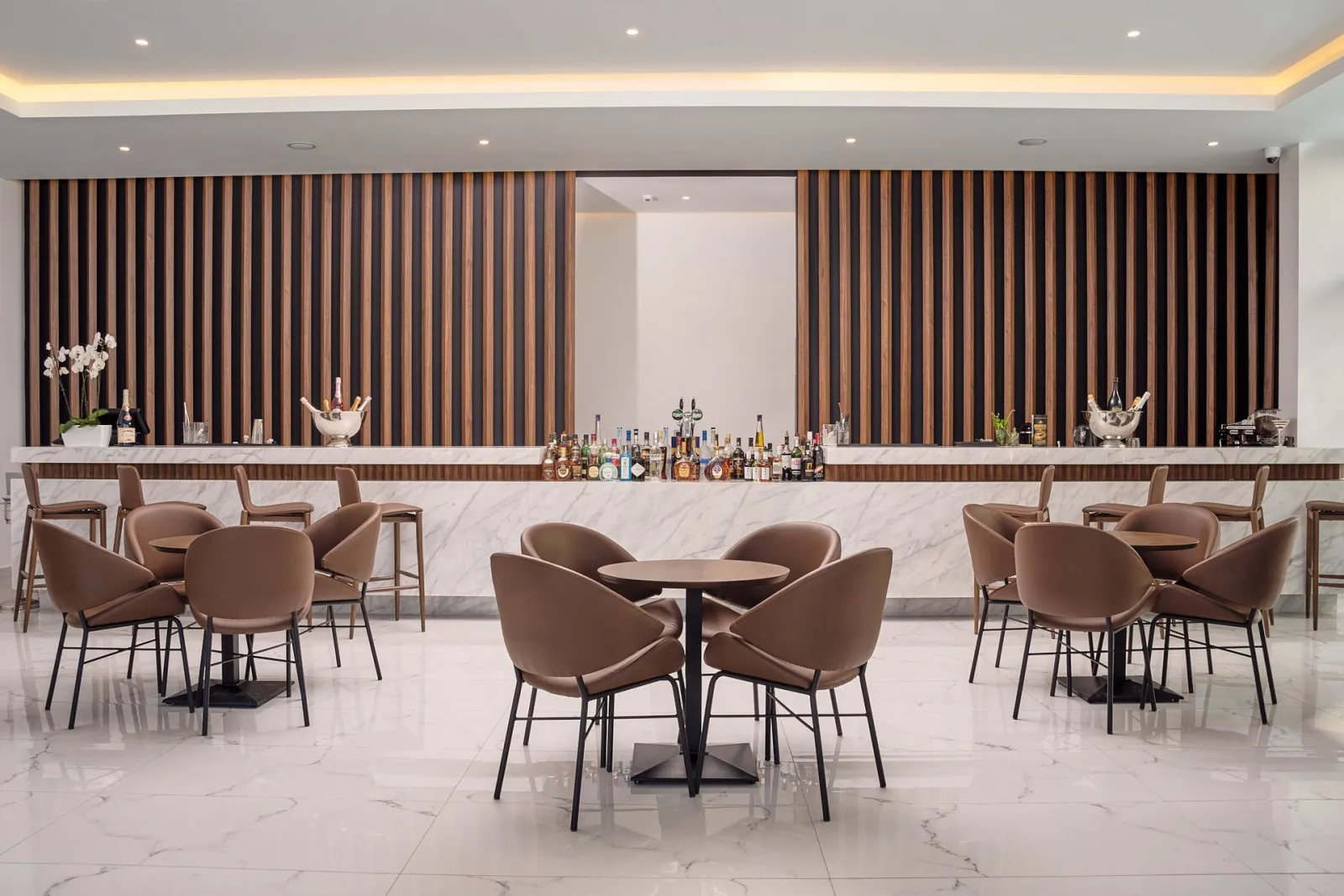 Lounge Bar