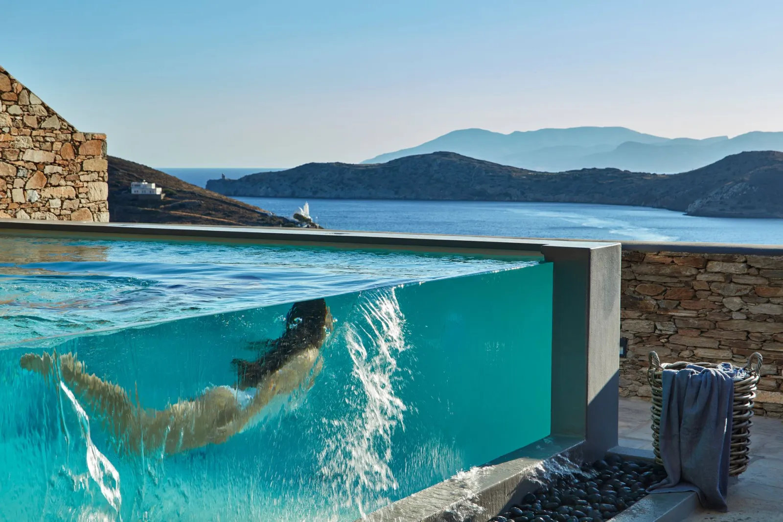 Liostasi Sea View Suite with private pool