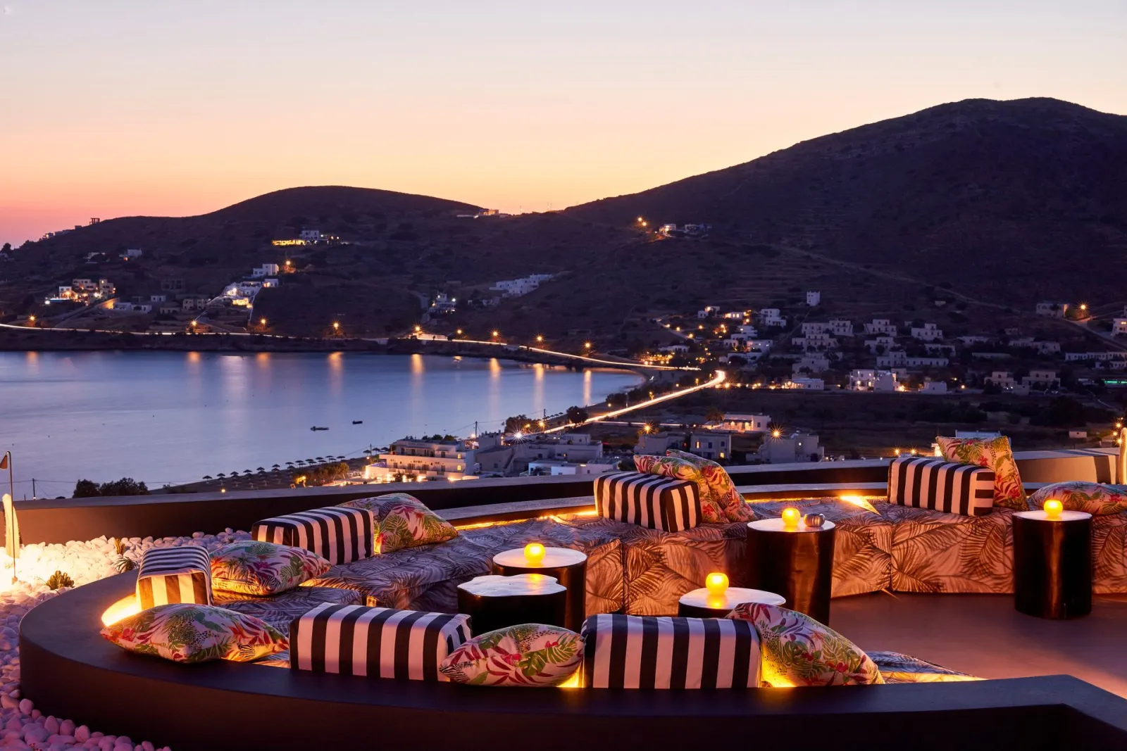 Main pool lounge