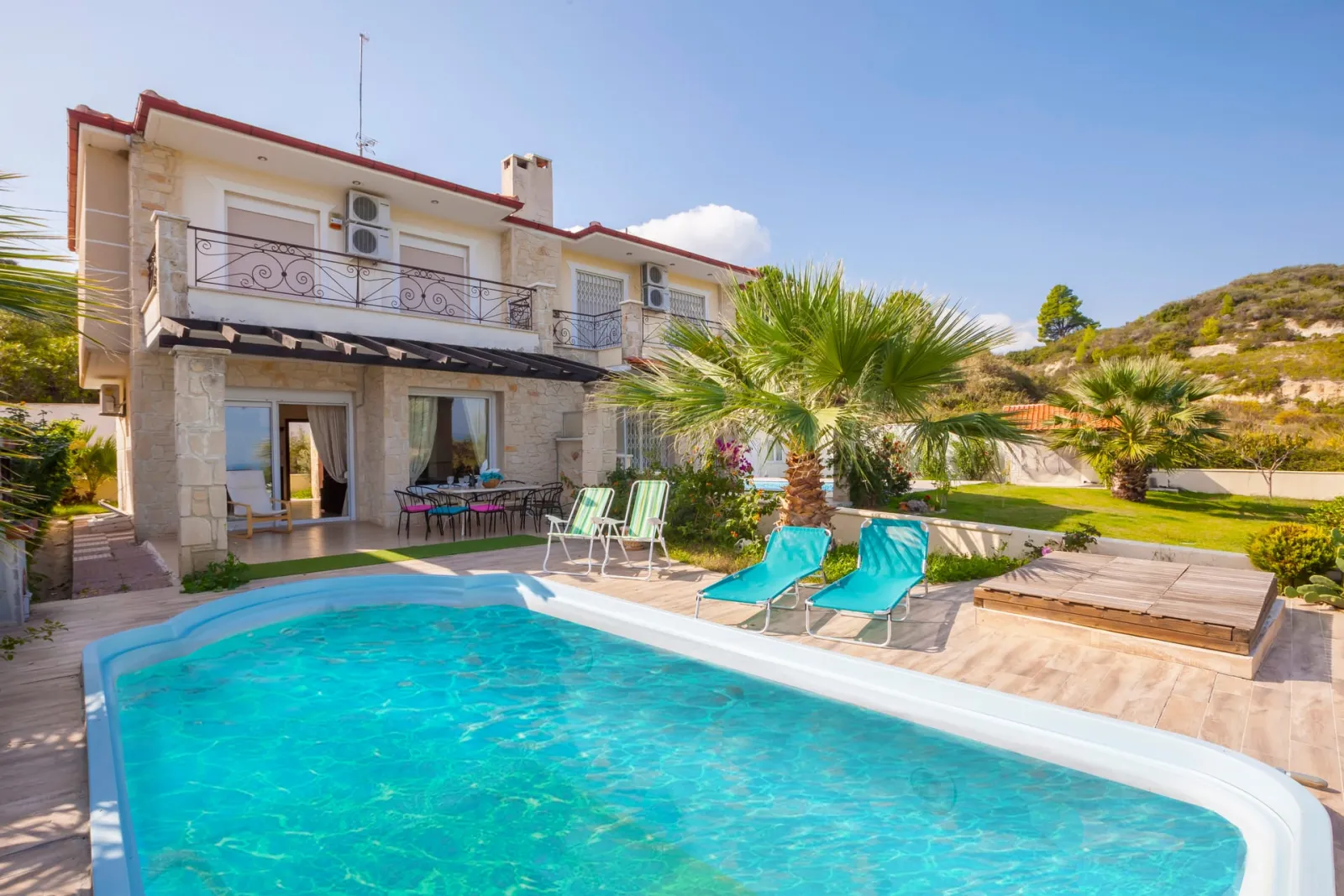 Live In Greece