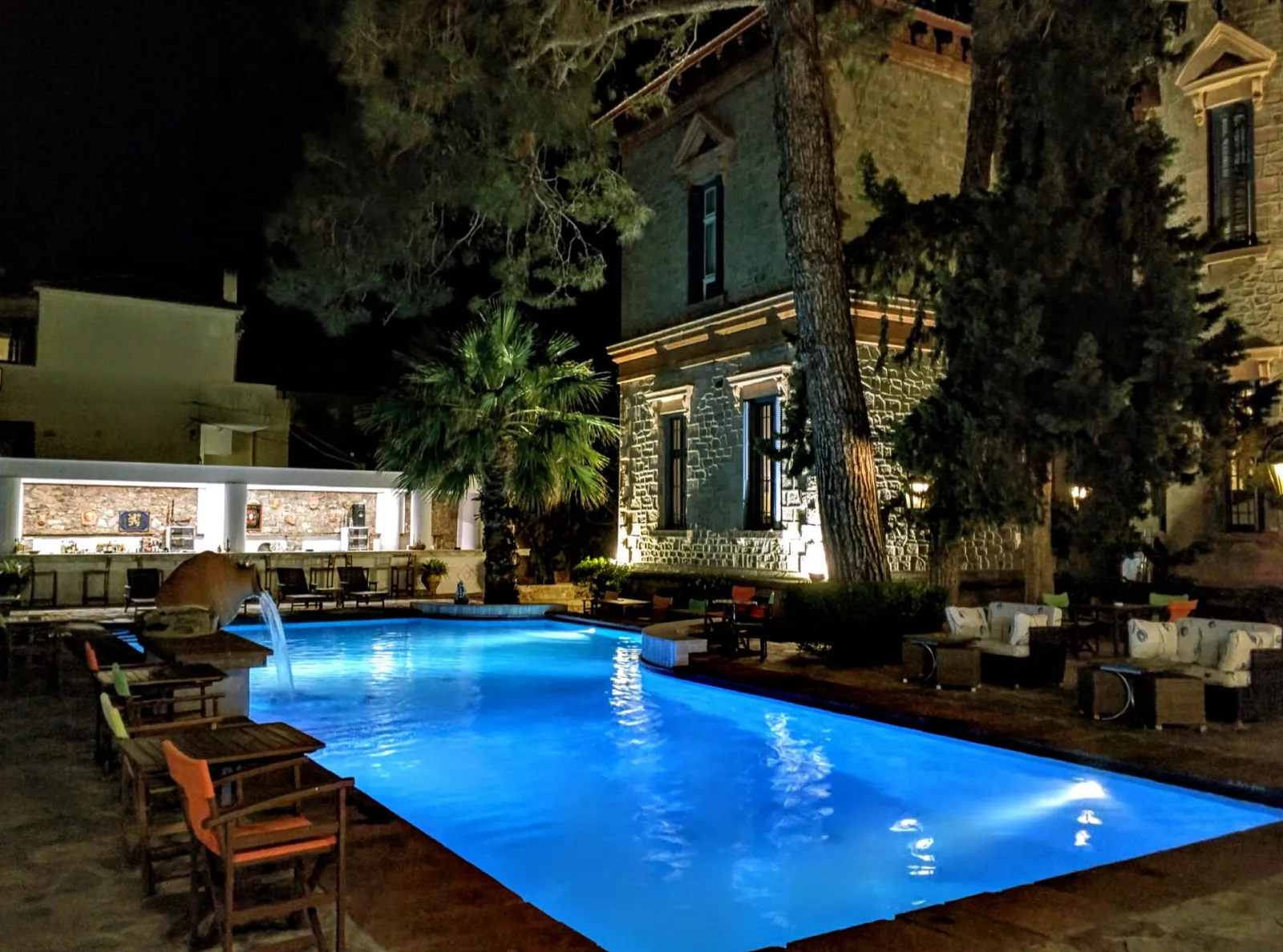 Loriet Hotel