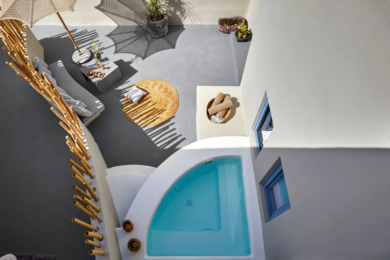 private patio Emerald Suite