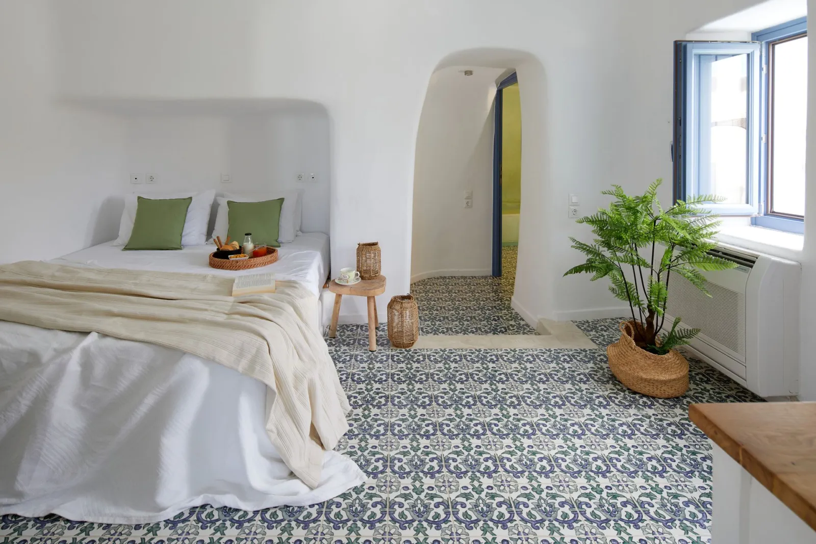 bedroom Emerald Suite