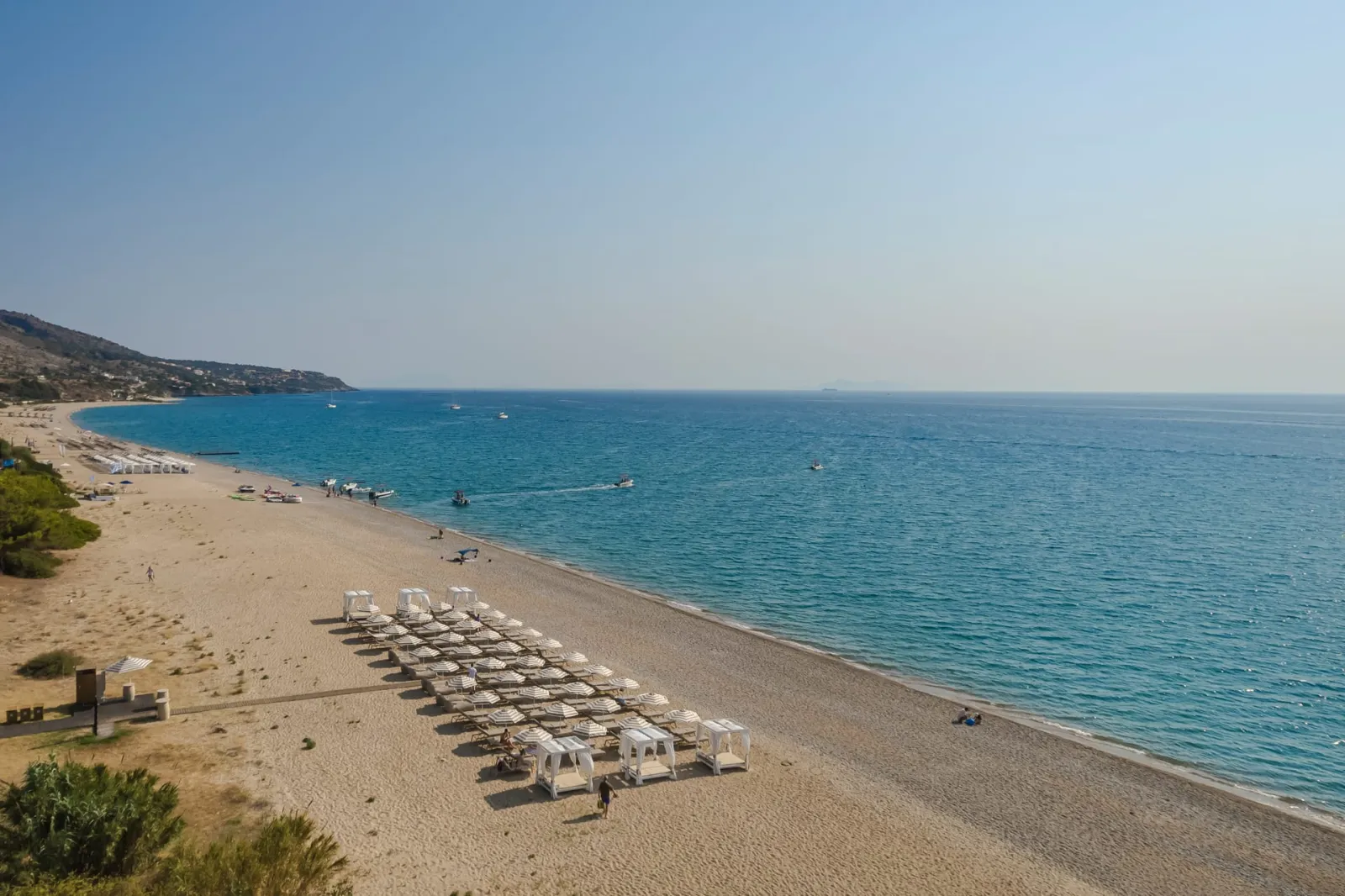 Makis Hotel