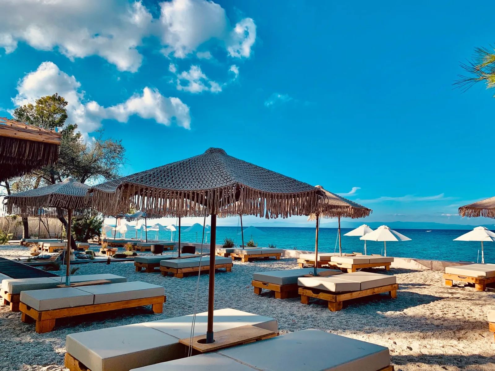 MAKO Sea & Suites