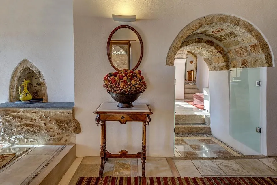 Malvasia Traditional Hotels