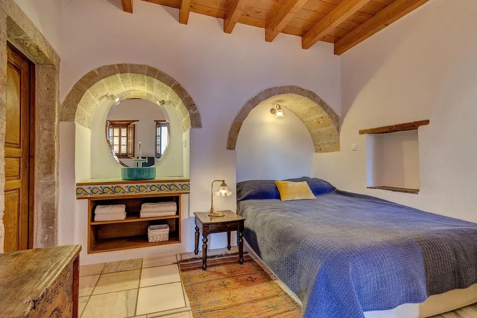 Malvasia Traditional Hotels