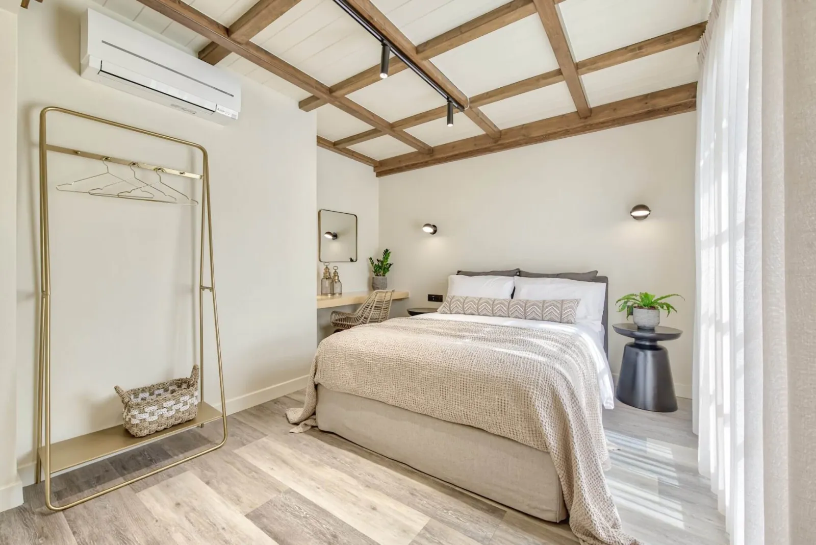 Followmetogreece_Island villa rentals Greece_8060