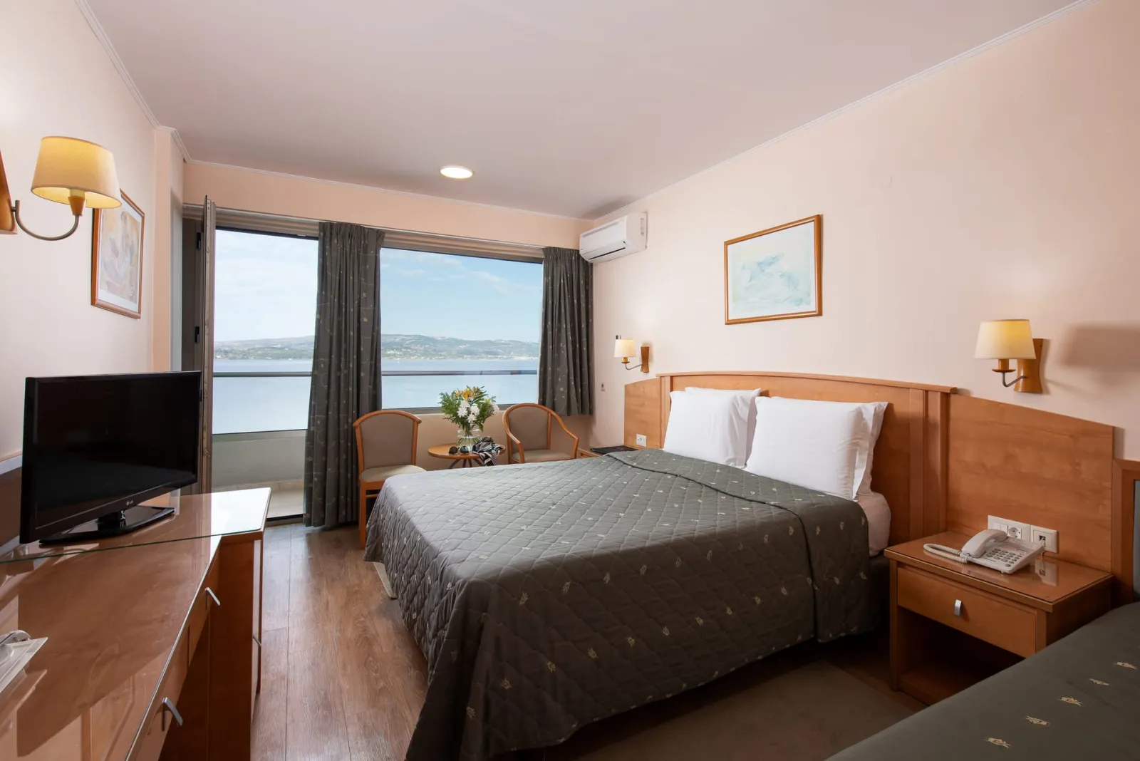 Triple Sea view