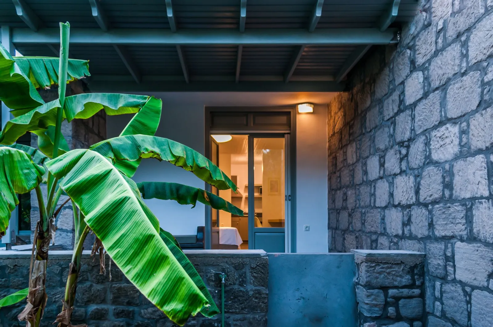 Melagrana Apartments Milos