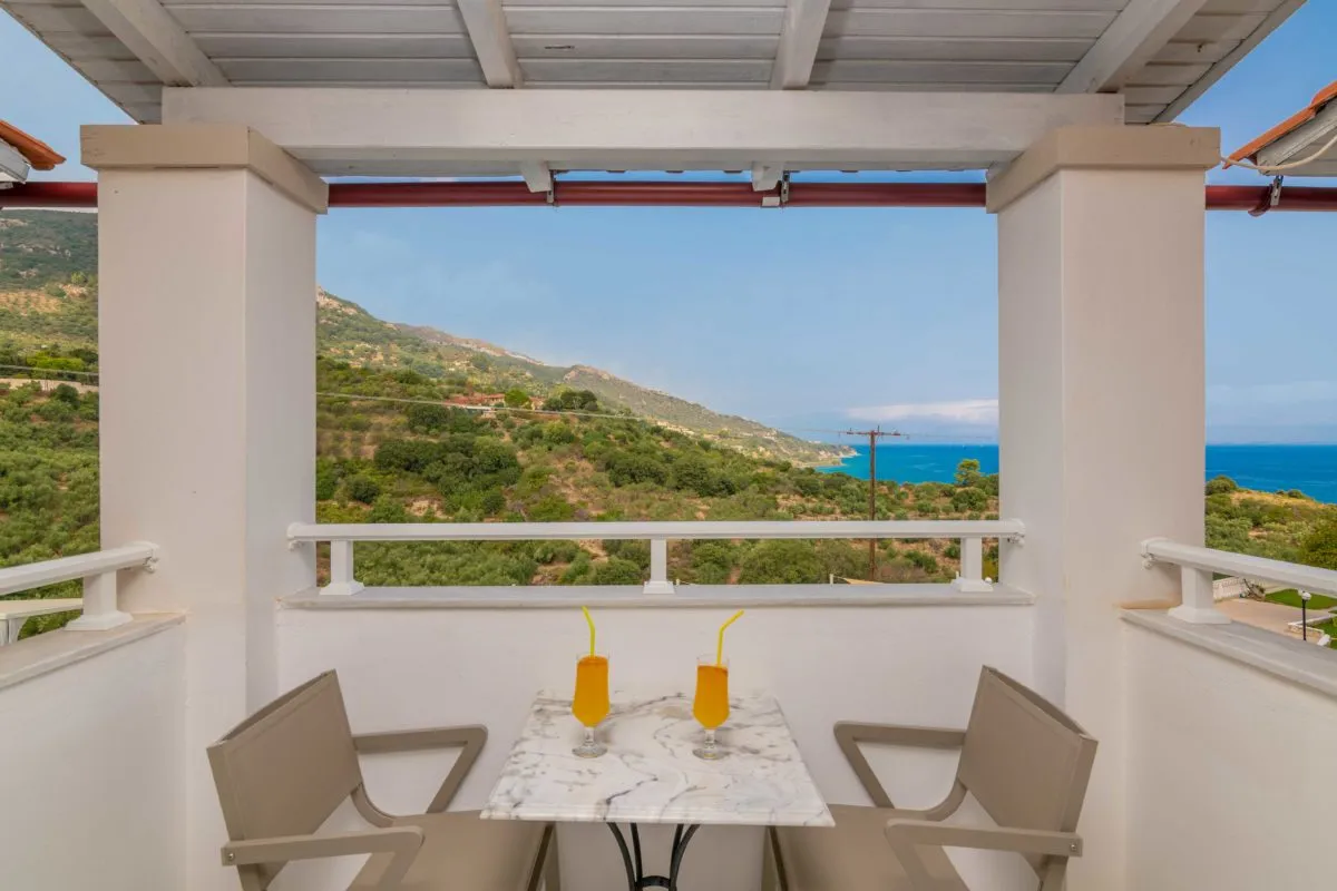 Followmetogreece_Seaview accommodations Greece_3013