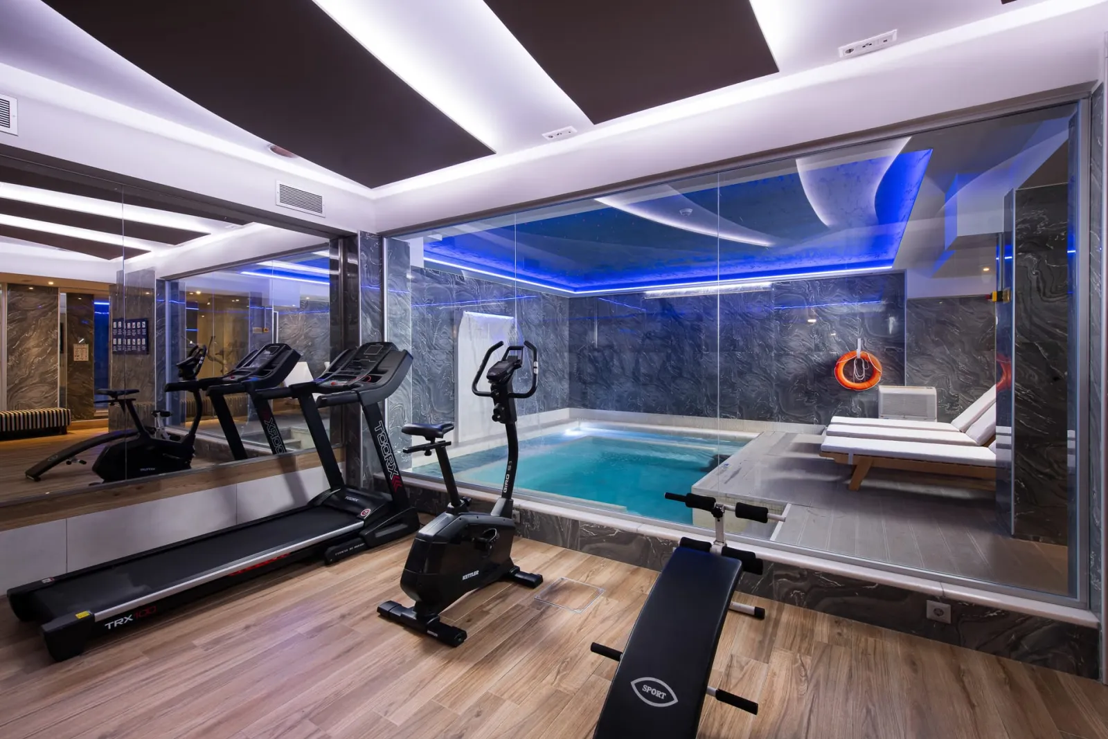 Melrose Rethymno by Mage Hotels
