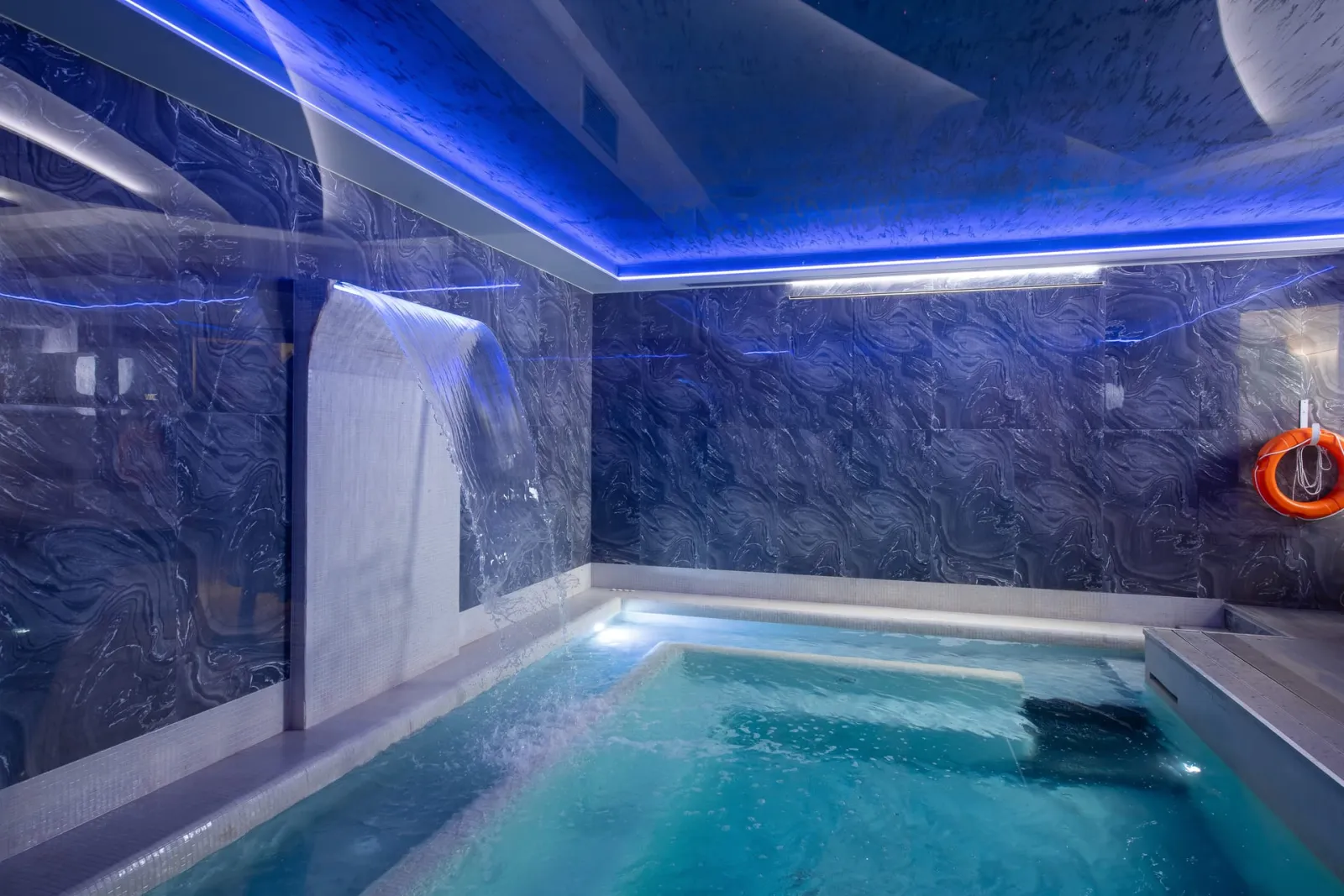Melrose Rethymno by Mage Hotels