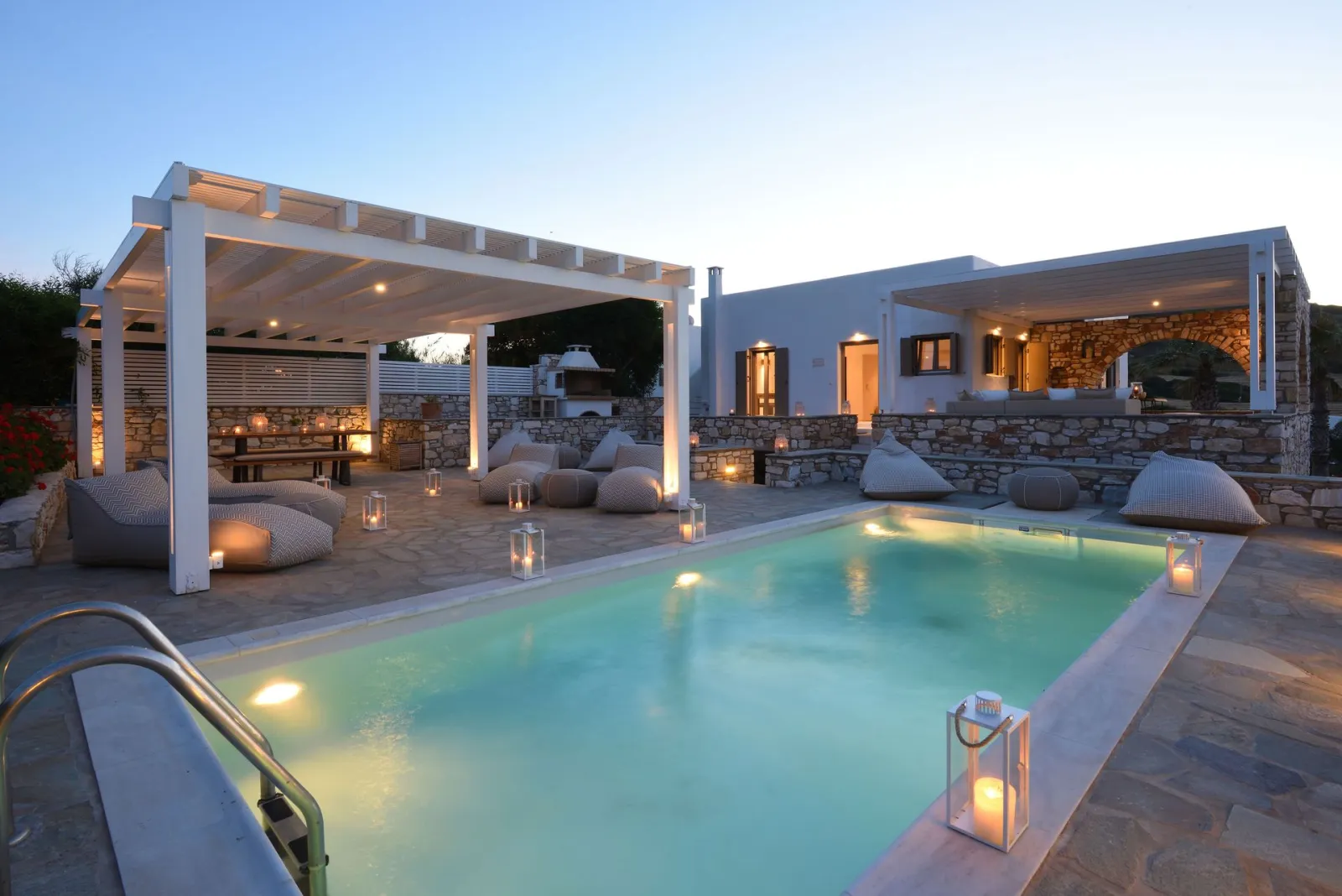 Amalgam Homes Paros