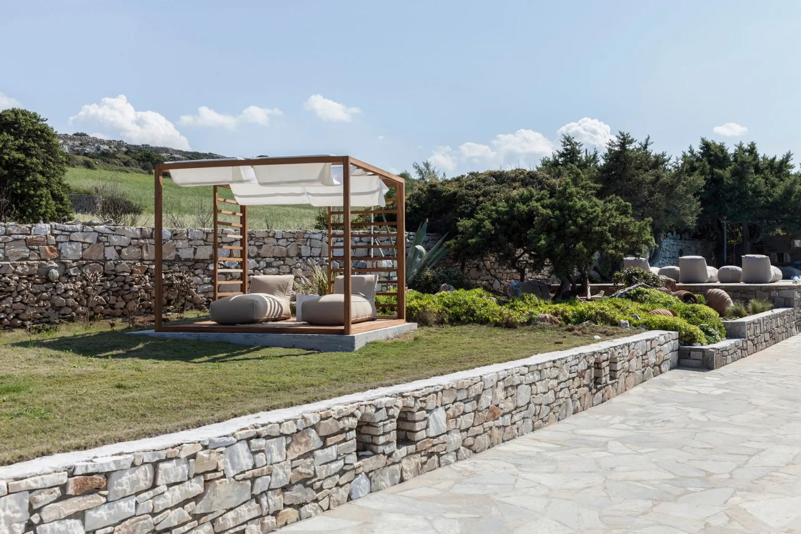 Amalgam Homes Paros