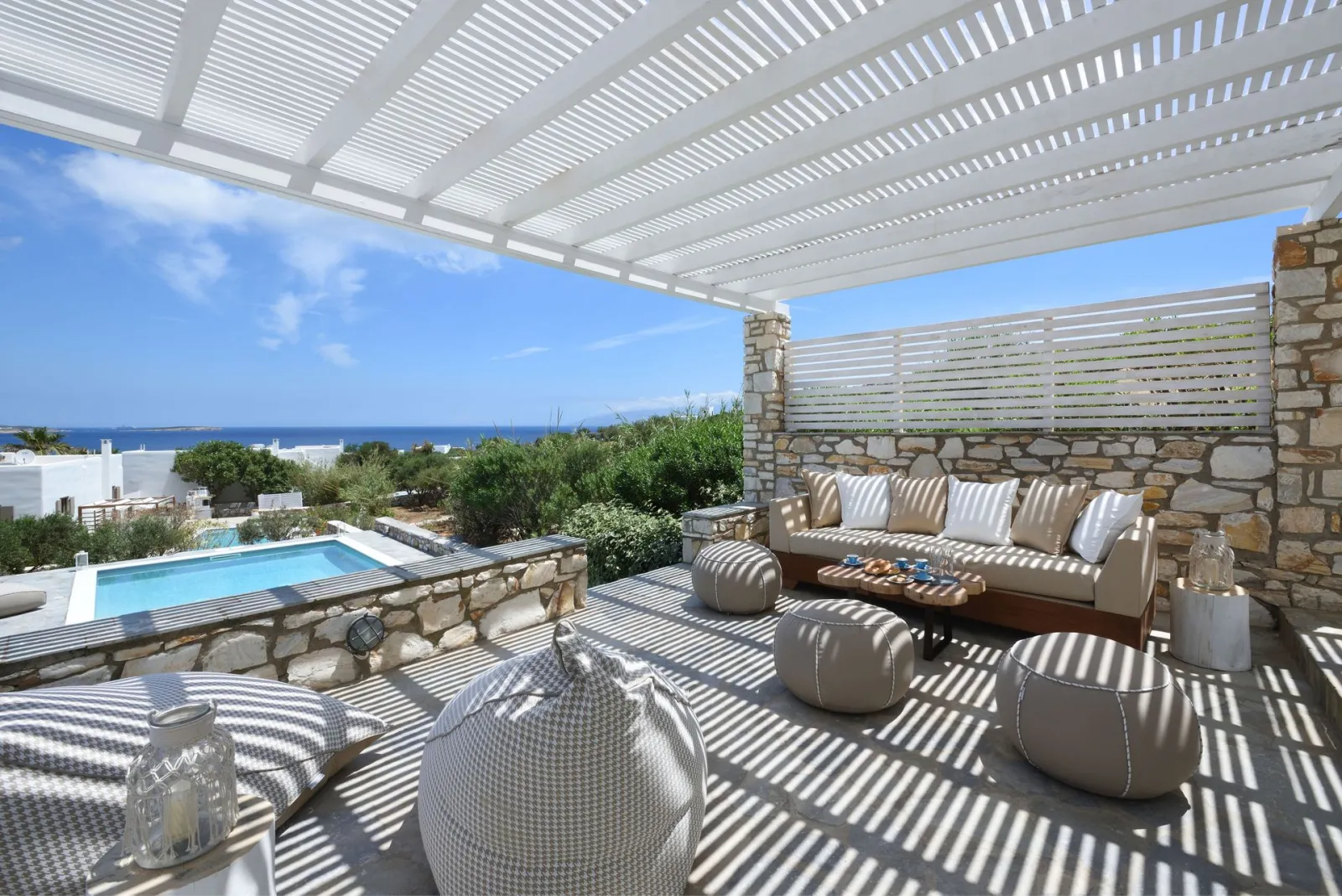Amalgam Homes Paros