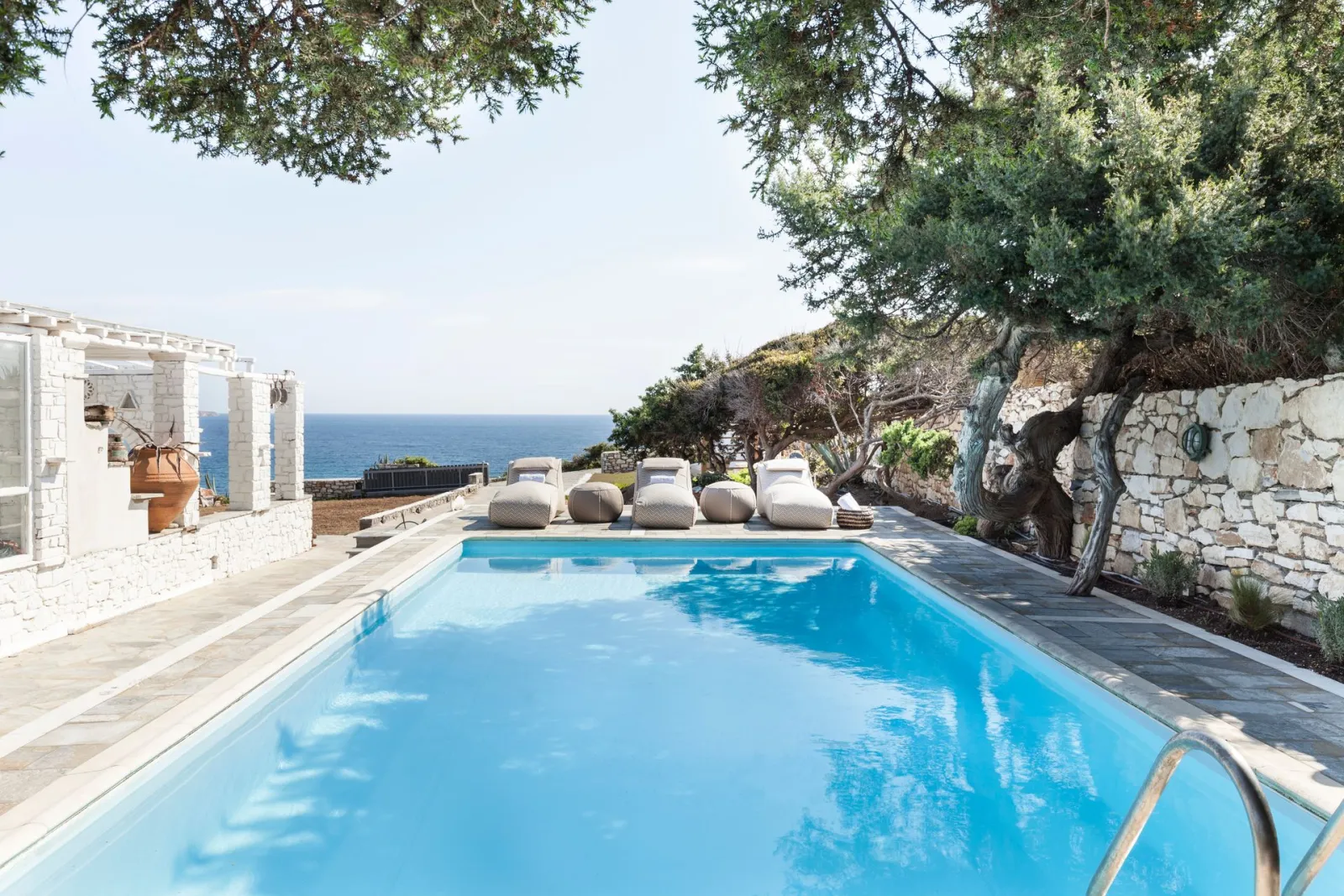 Amalgam Homes Paros