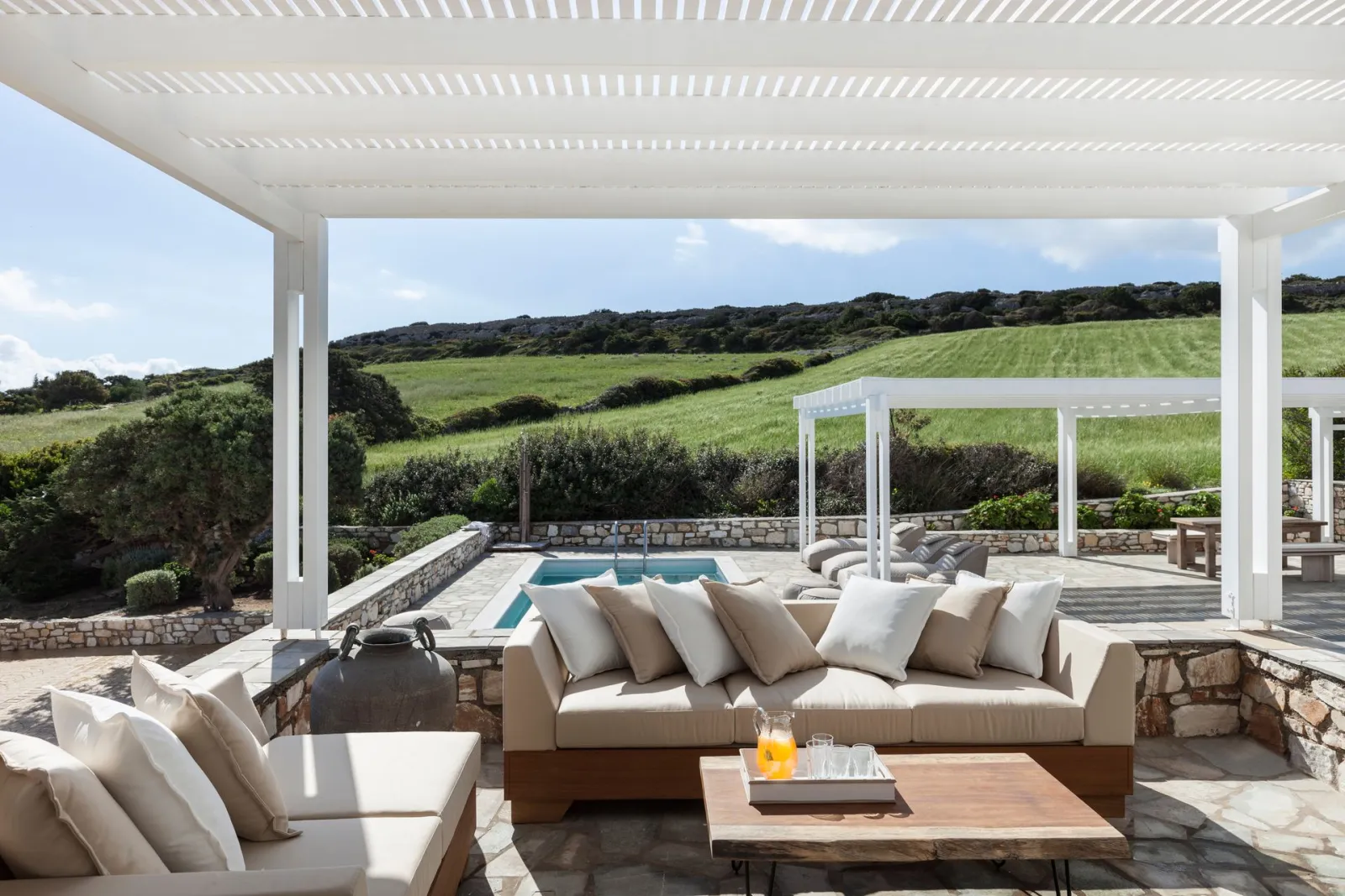 Amalgam Homes Paros