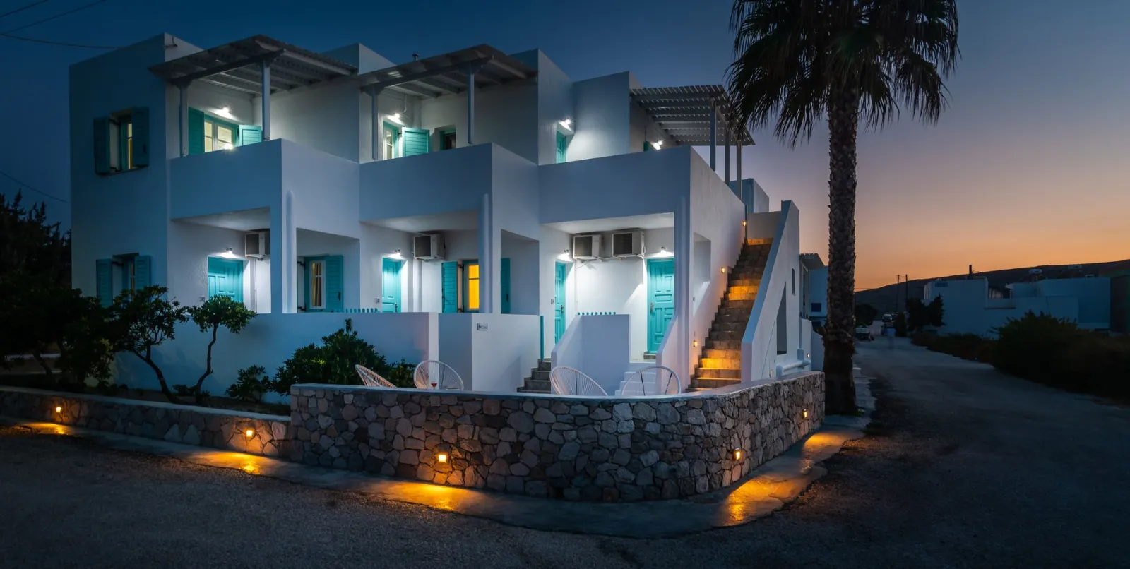 Michalis Studios Milos