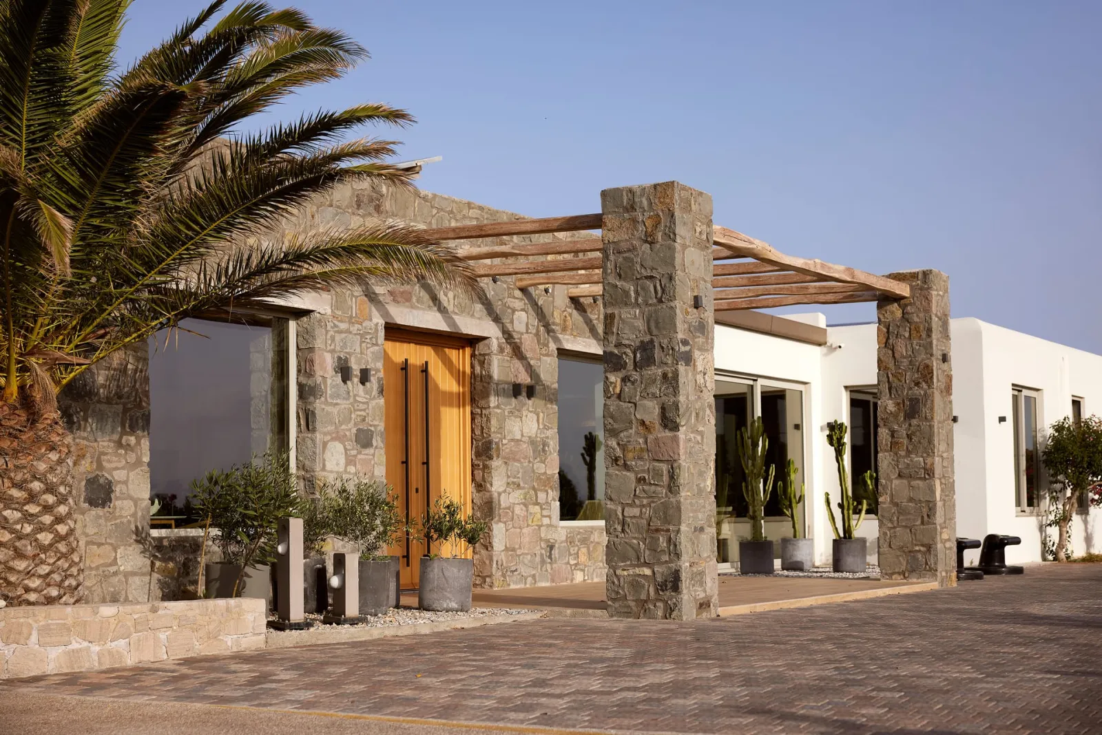 Milos Resort
