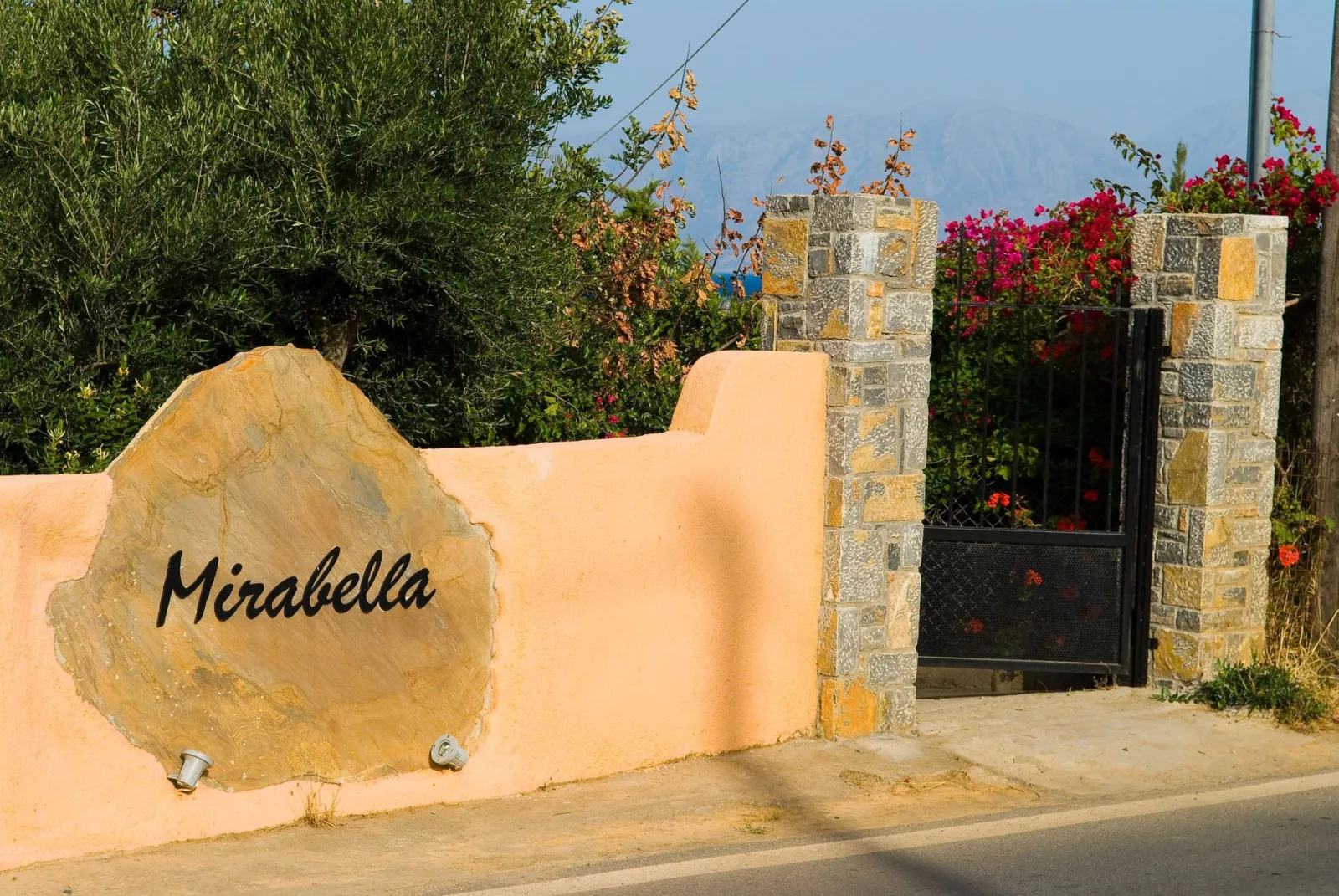 Mirabella Apartments Agios Nikolaos