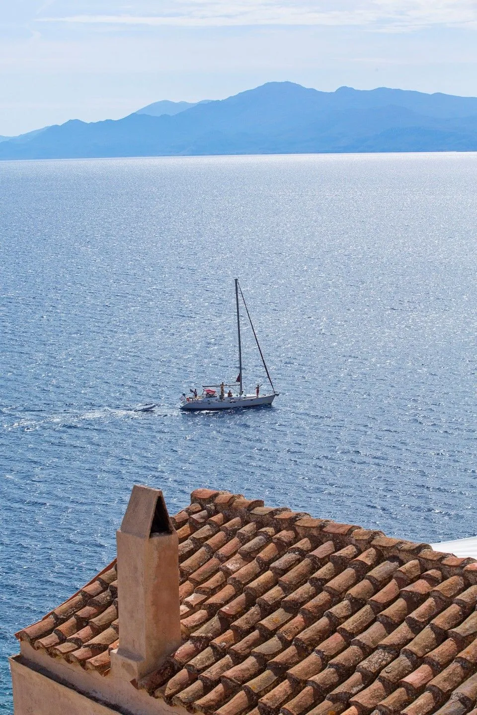 Moni Emvasis Luxury Suites