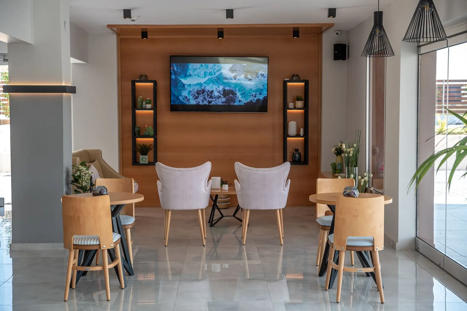 Mythic Summer Hotel