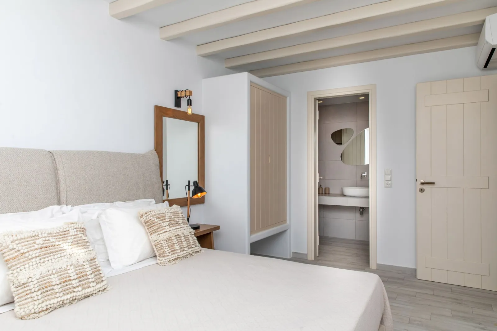 Mythology Naxos Villa & Suites