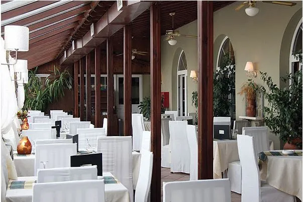 Mythos Hotel