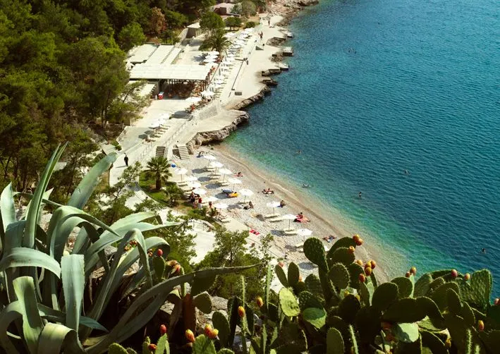 Arvanitia Beach