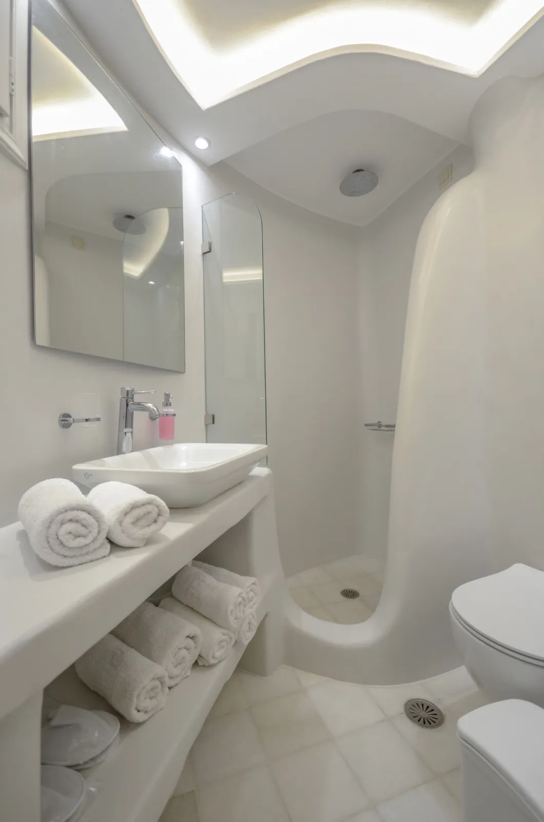 Naxian Queen Luxury Villas & Suites