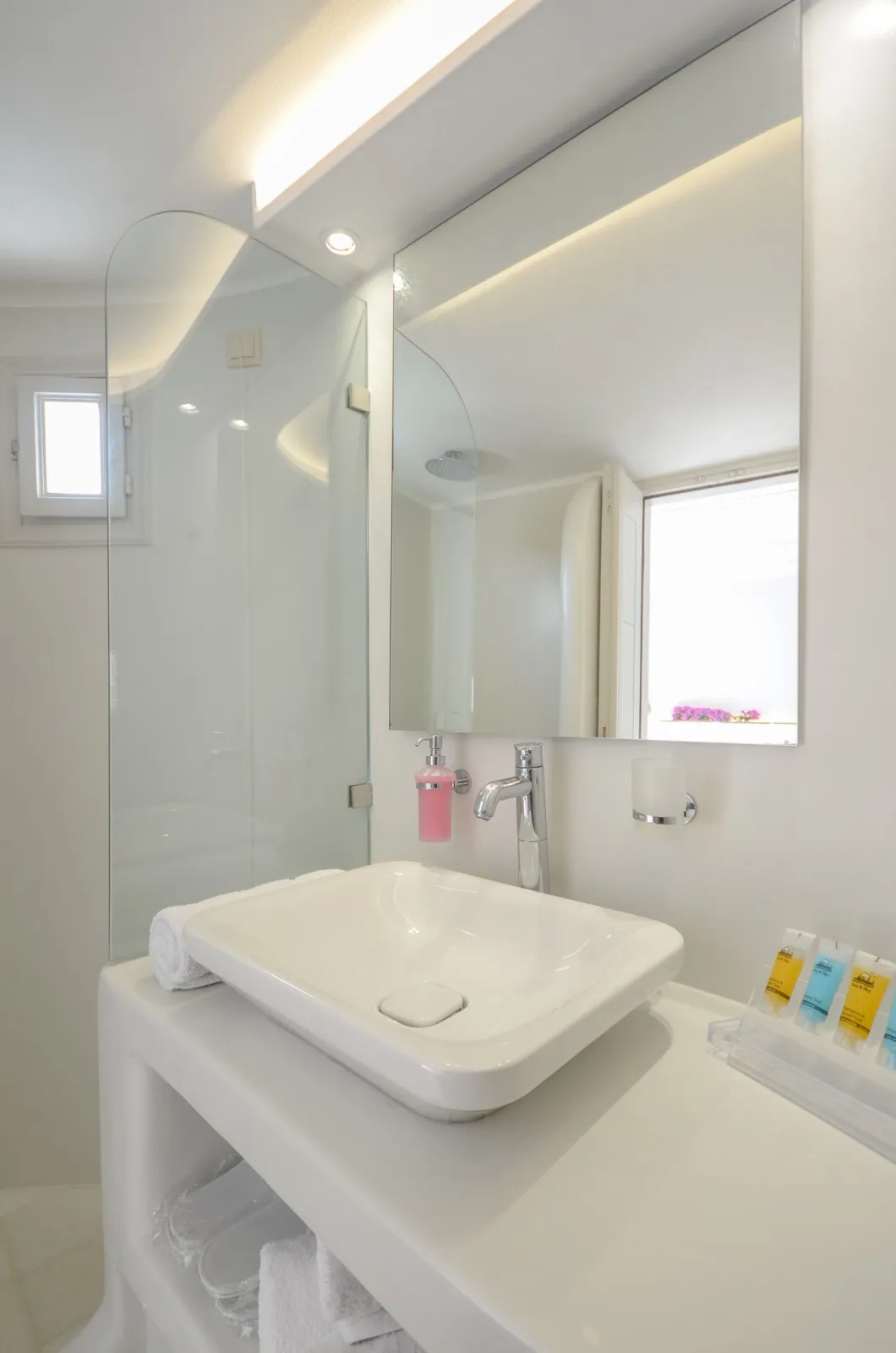 Naxian Queen Luxury Villas & Suites