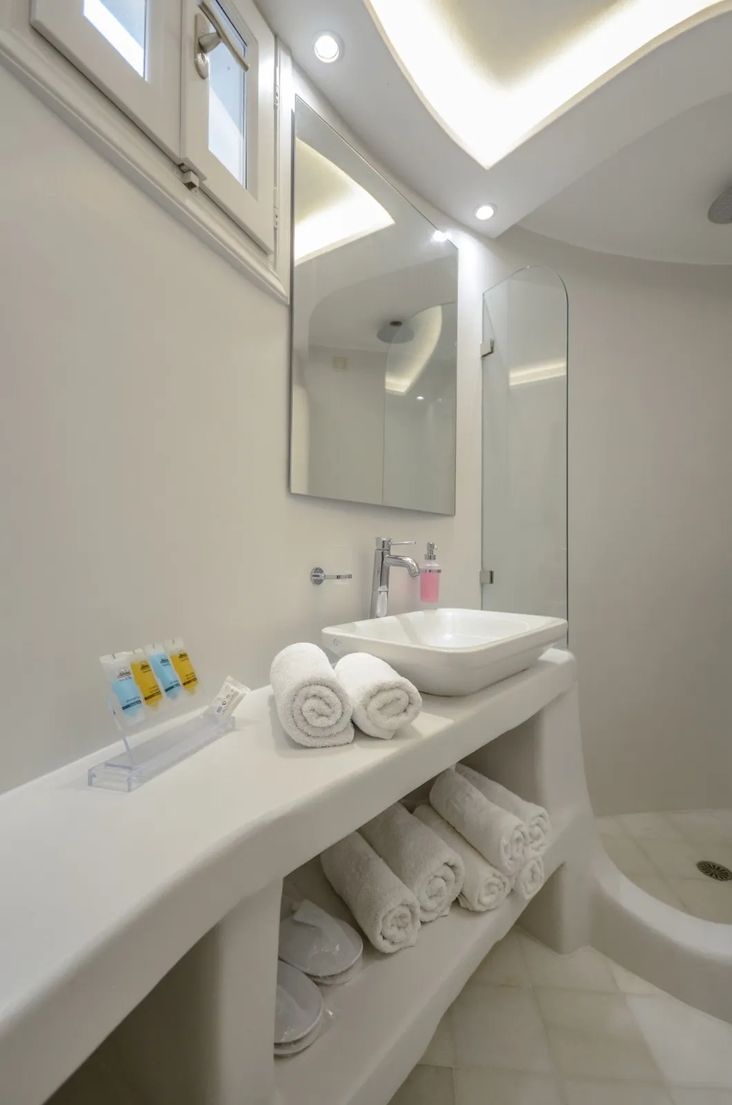 Naxian Queen Luxury Villas & Suites