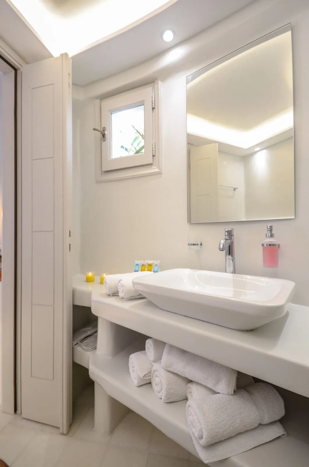 Naxian Queen Luxury Villas & Suites