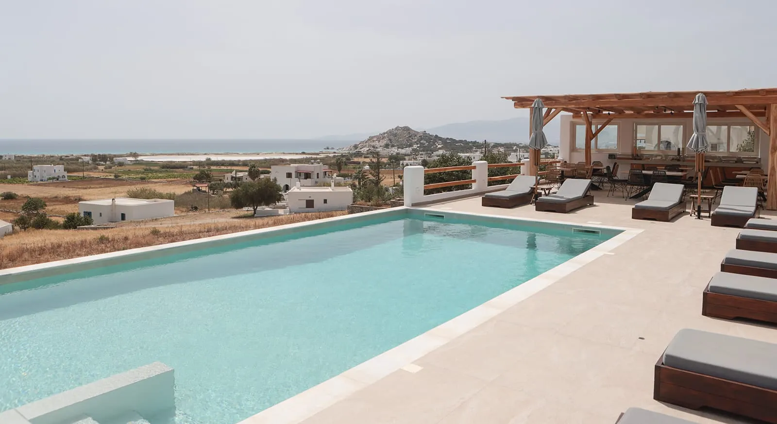 Naxos Earth Suites