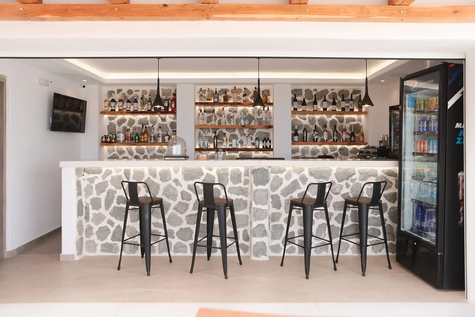 Naxos Earth Suites