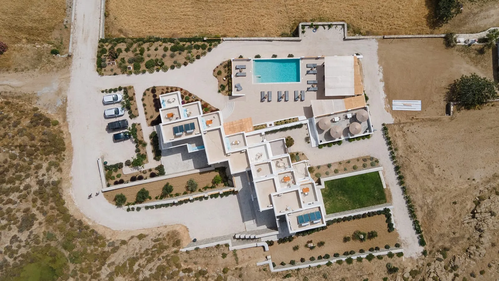Naxos Earth Suites