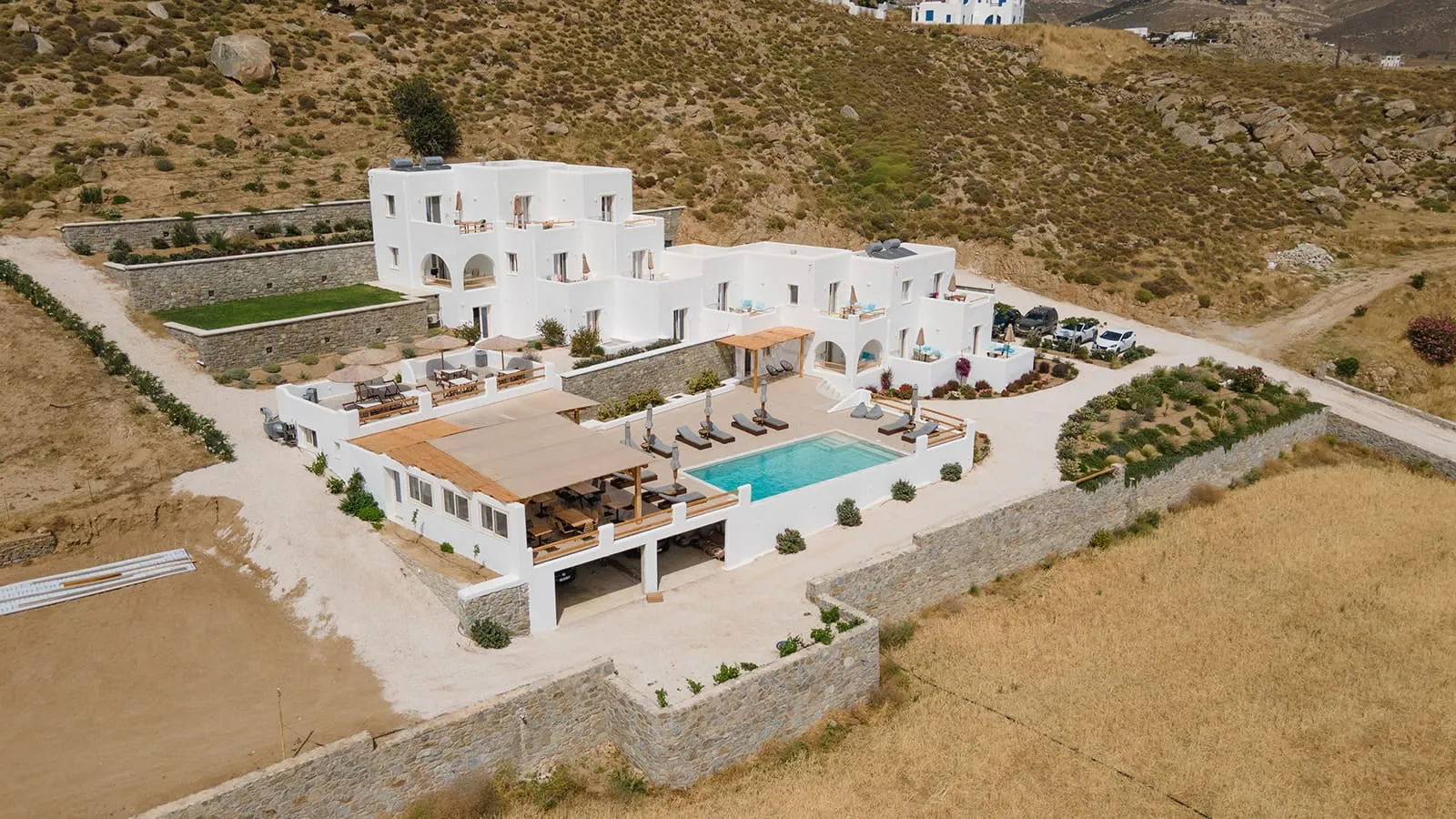 Naxos Earth Suites