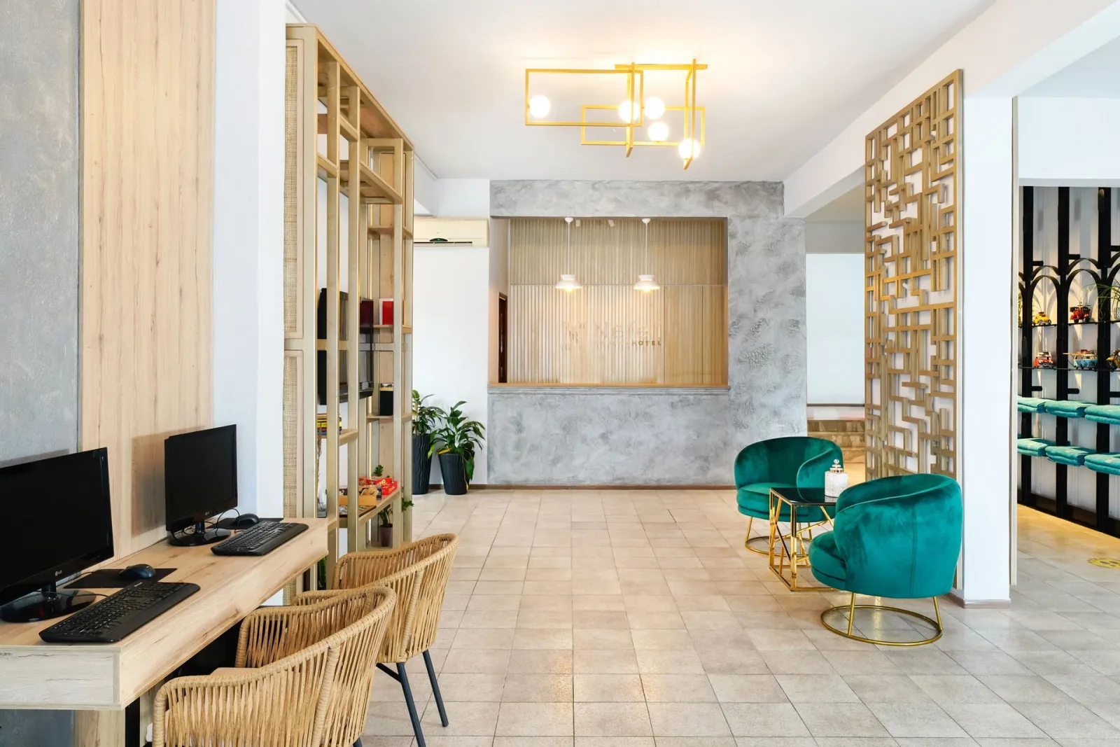 Nefeli Fresh Hotel