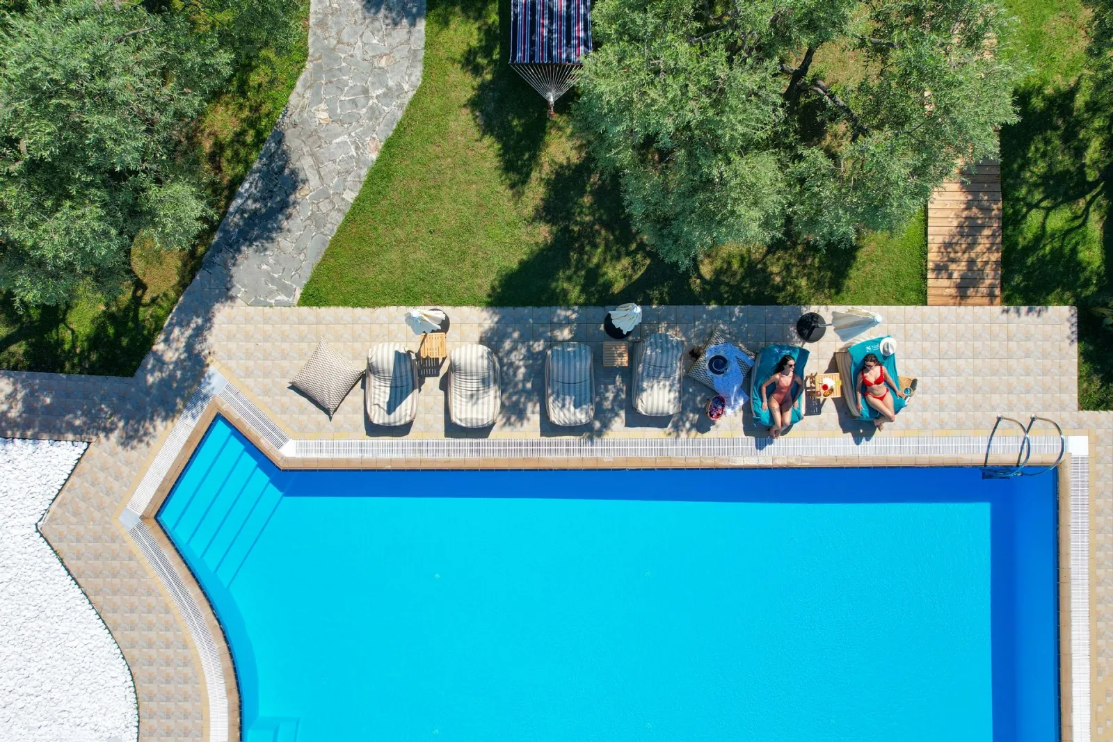 Nefeli Fresh Hotel
