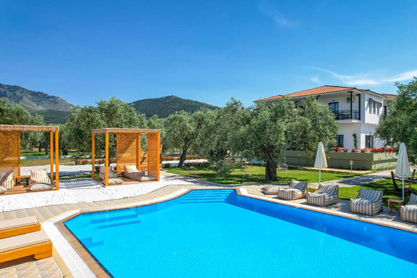 Nefeli Fresh Hotel