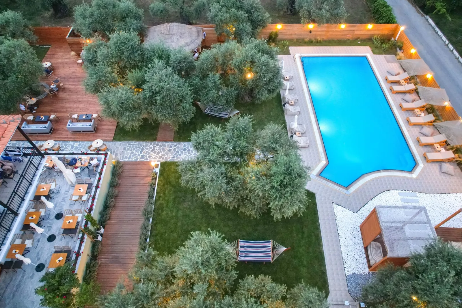 Nefeli Fresh Hotel