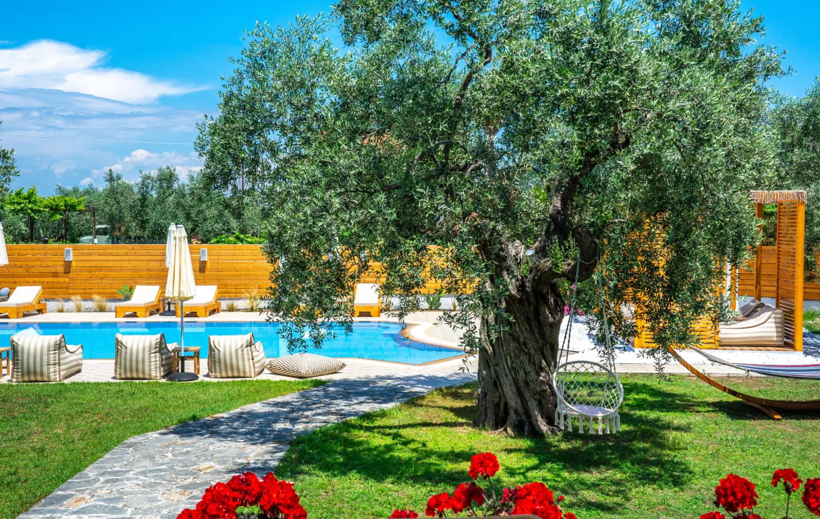 Nefeli Fresh Hotel