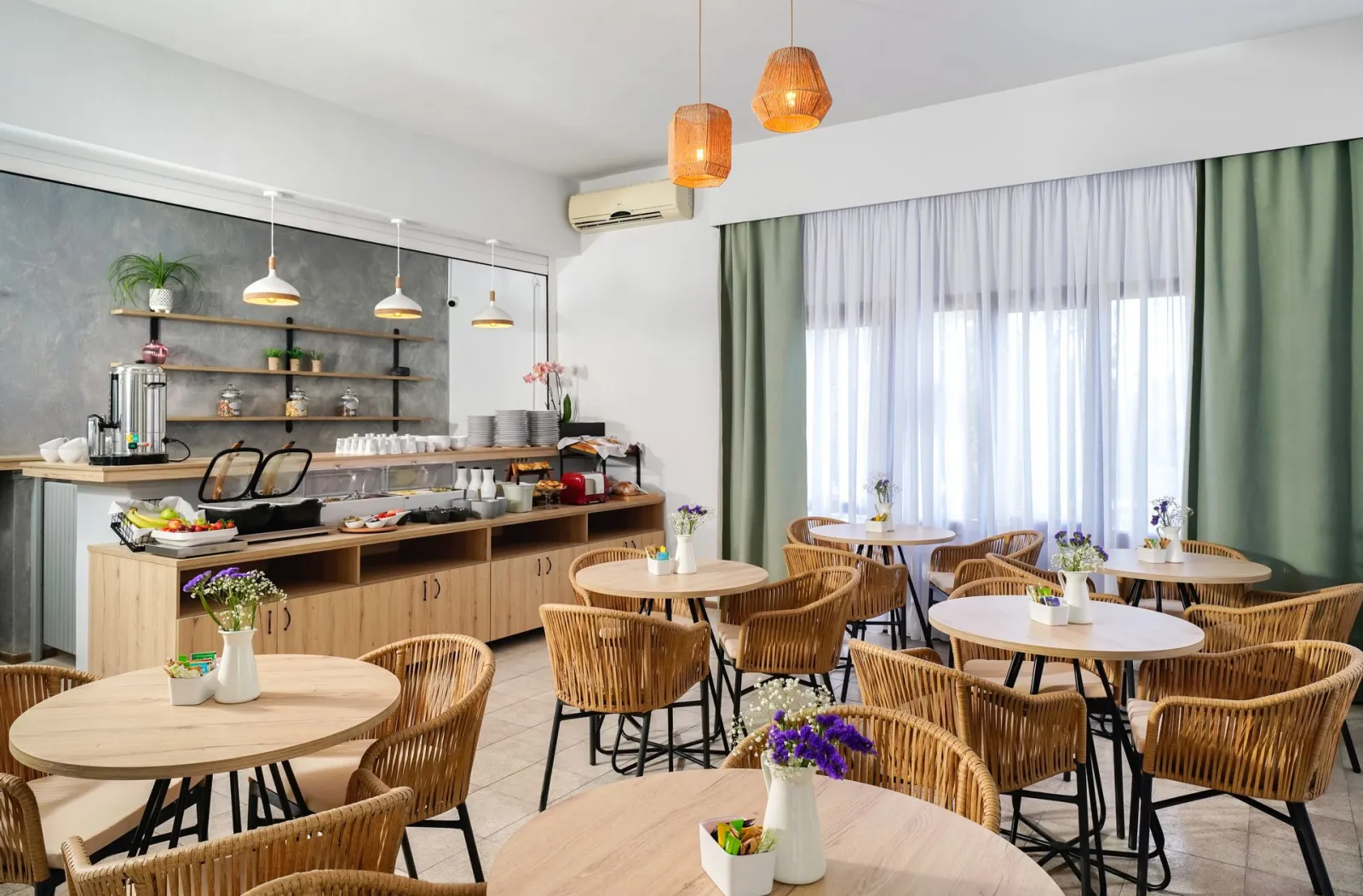 Nefeli Fresh Hotel